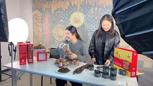 宜城村播妇联亮相市级平台 巾帼“她力量”赋能乡村振兴(图2)